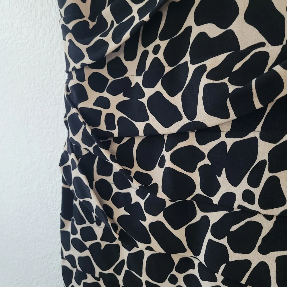 Enfocus Studio Black and Cream Sleeveless Bodycon Ruched Dress Size 4 EUC - Picture 4 of 8